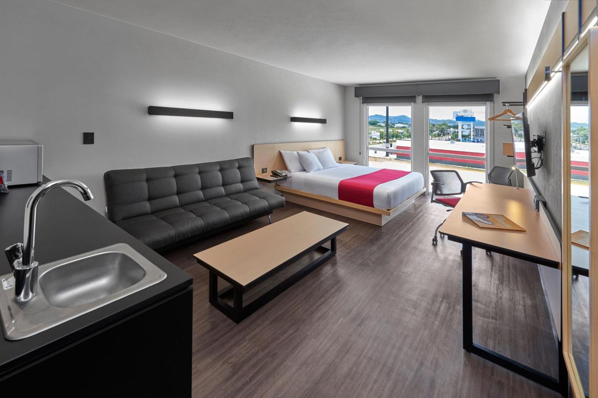 City Express By Marriott Comitan Экстерьер фото