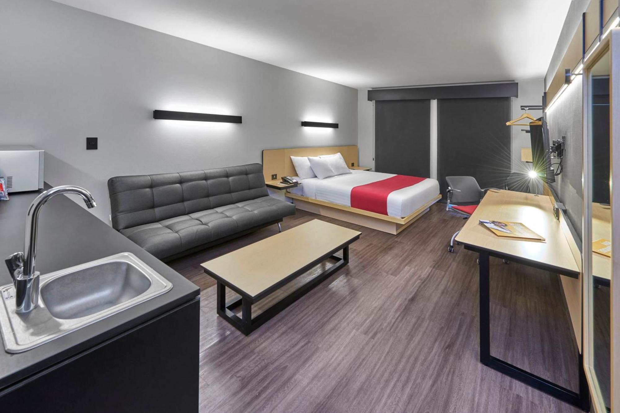 City Express By Marriott Comitan Экстерьер фото